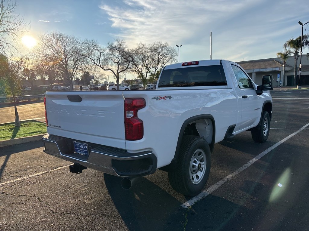 2025 Chevrolet Silverado 3500HD photo 3