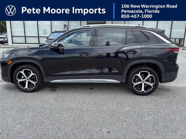 2025 Volkswagen Tiguan SE's photo