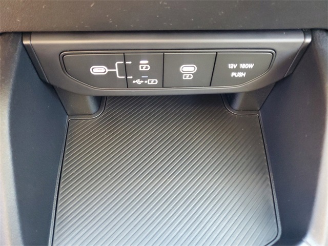 2025 Kia K4 LX photo 17