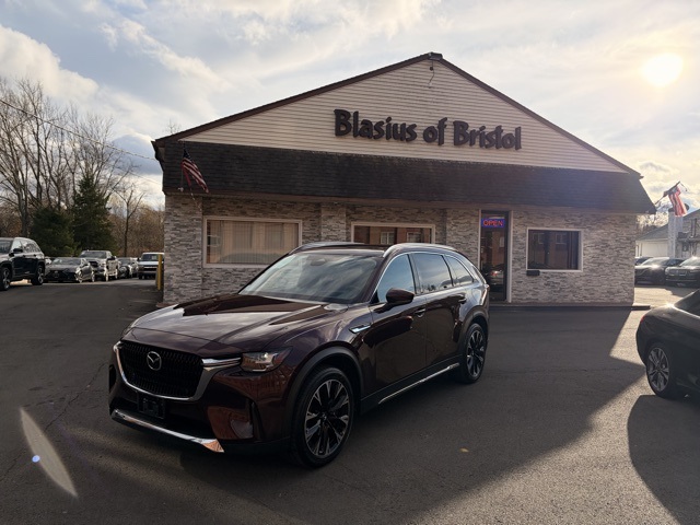 2024 Mazda CX-90 Premium Package's photo