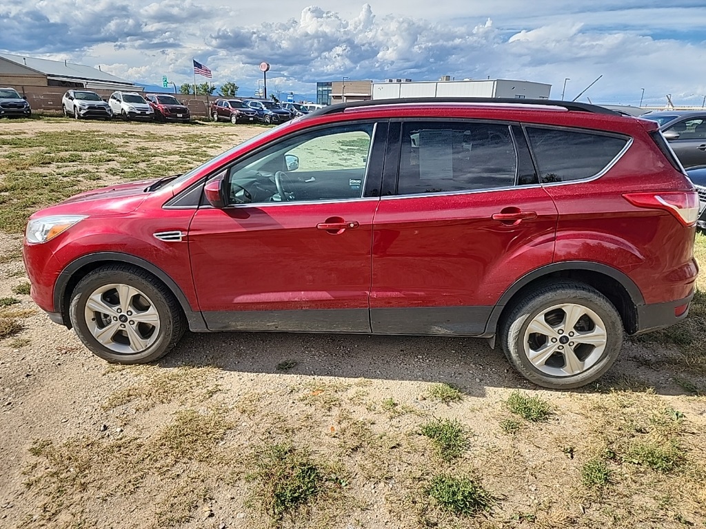 2014 Ford Escape SE photo 2