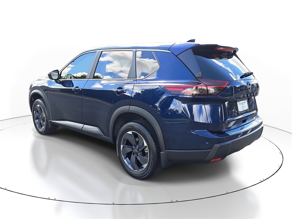 2026 Nissan Rogue SV photo 5