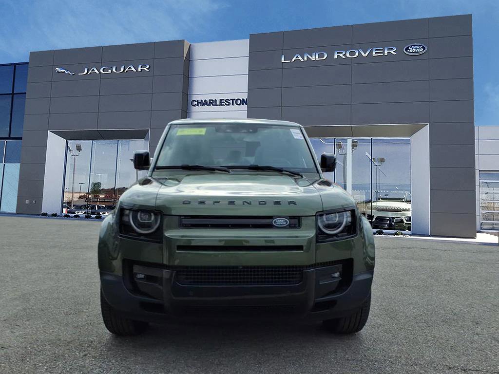 2026 Land Rover Defender 110 S photo 4