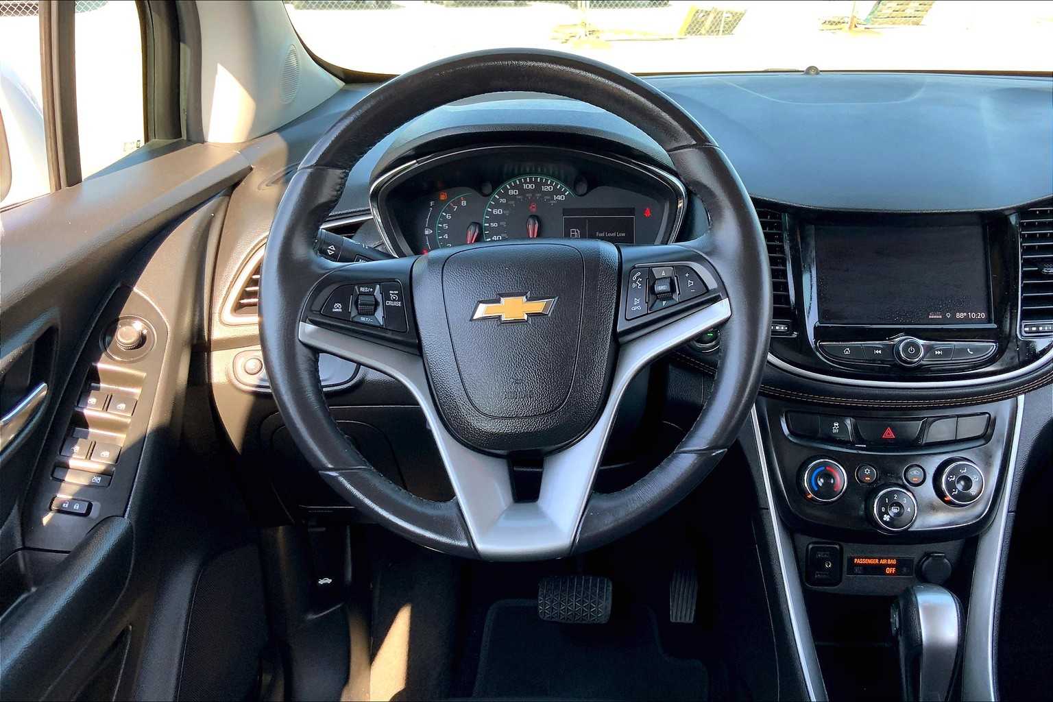 2022 Chevrolet Trax LT photo 5