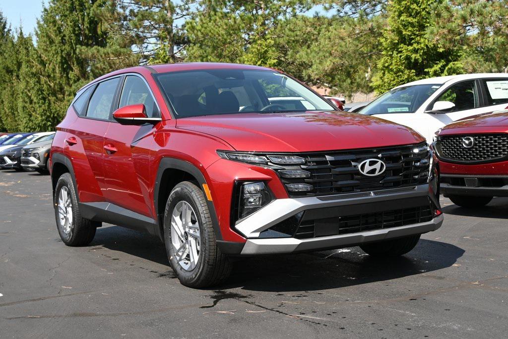 2025 Hyundai Tucson SE's photo