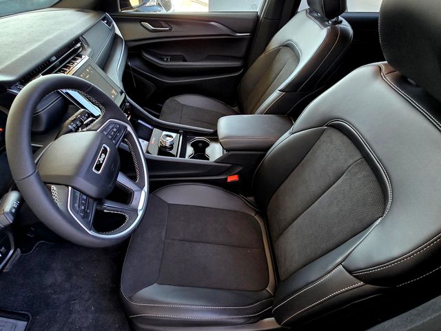 2025 Jeep Grand Cherokee Altitude X photo 17