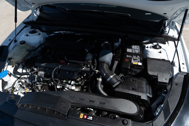2024 Kia K5 GT-Line photo 33