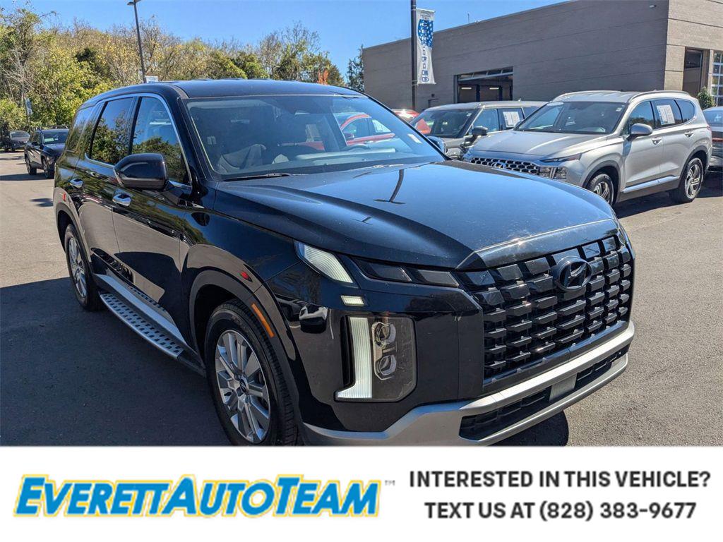 2023 Hyundai Palisade SE's photo
