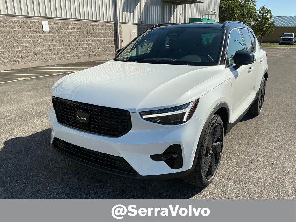 2026 Volvo XC40
