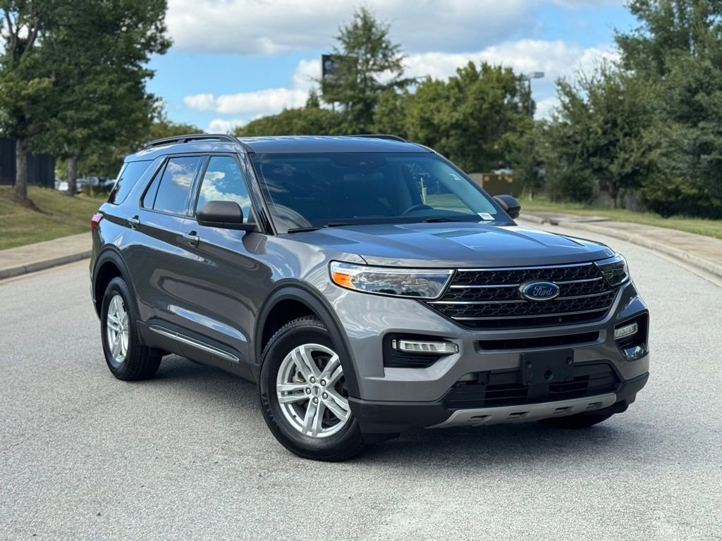 2022 Ford Explorer XLT photo 2