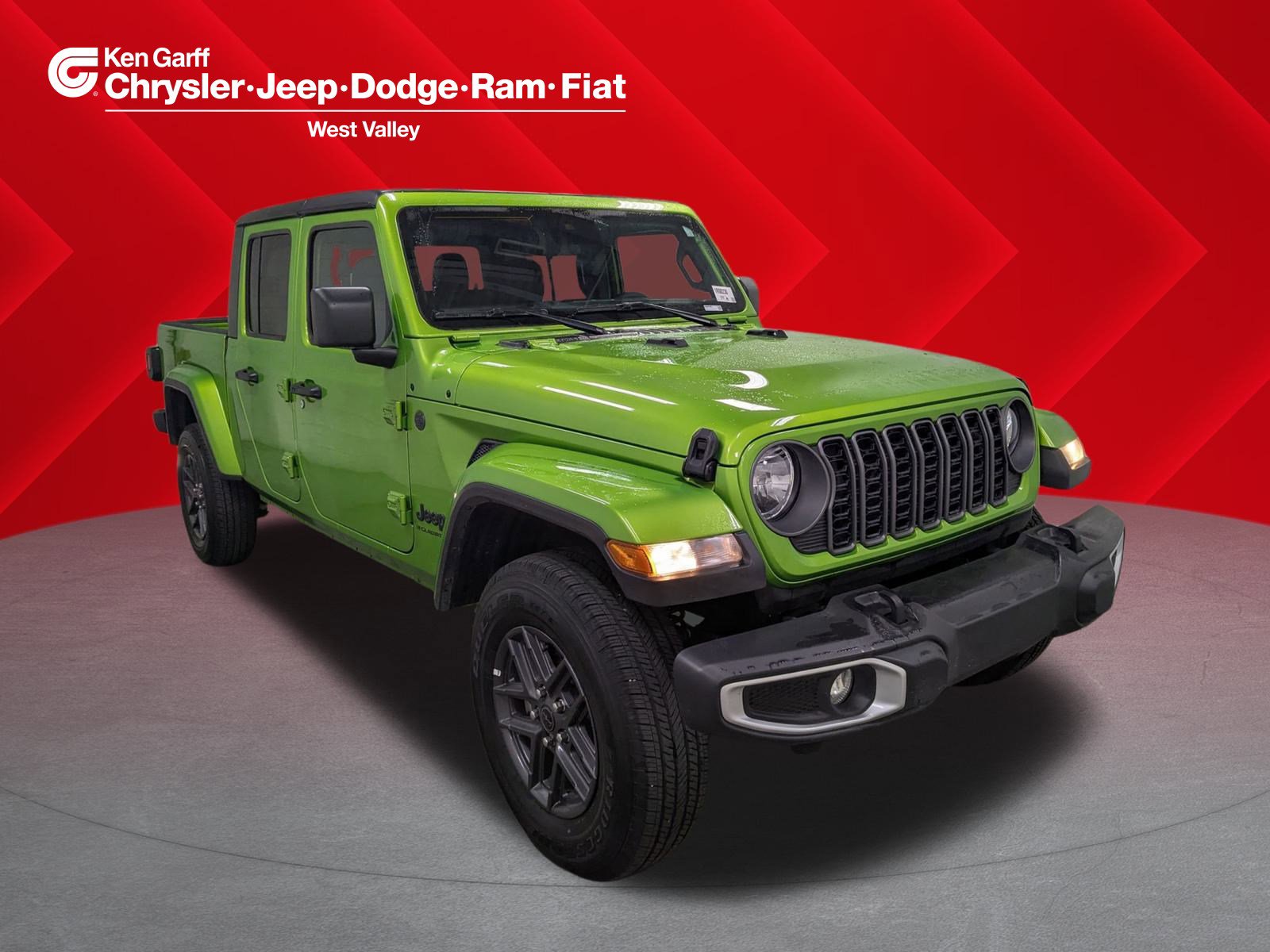 2025 Jeep Gladiator Sport S's photo