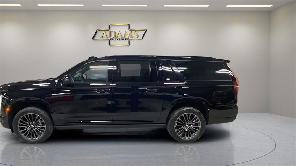 2025 Cadillac Escalade ESV Sport Platinum photo 3