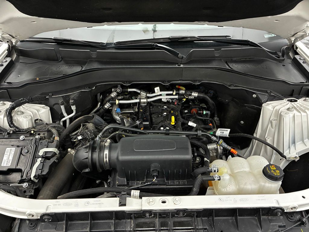 2023 Ford Explorer XLT photo 34