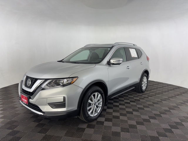 2018 Nissan Rogue SV photo 3