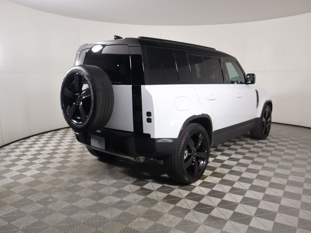 2026 Land Rover Defender 110 S photo 3