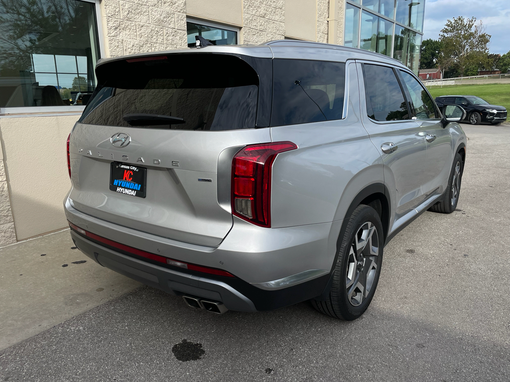 2025 Hyundai Palisade Limited photo 4
