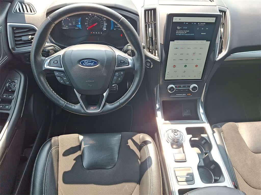 2023 Ford Edge ST photo 23