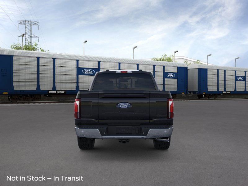 2025 Ford F-150 Lariat photo 3