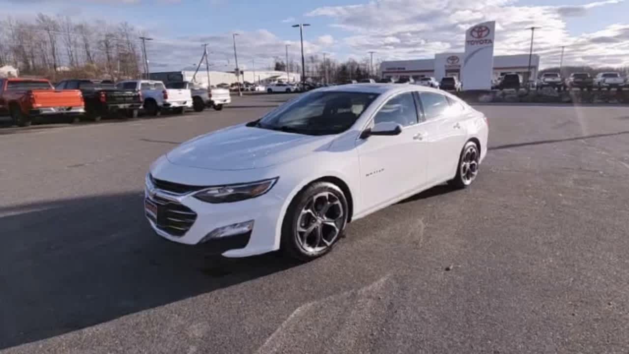 2023 Chevrolet Malibu 1LT photo 4