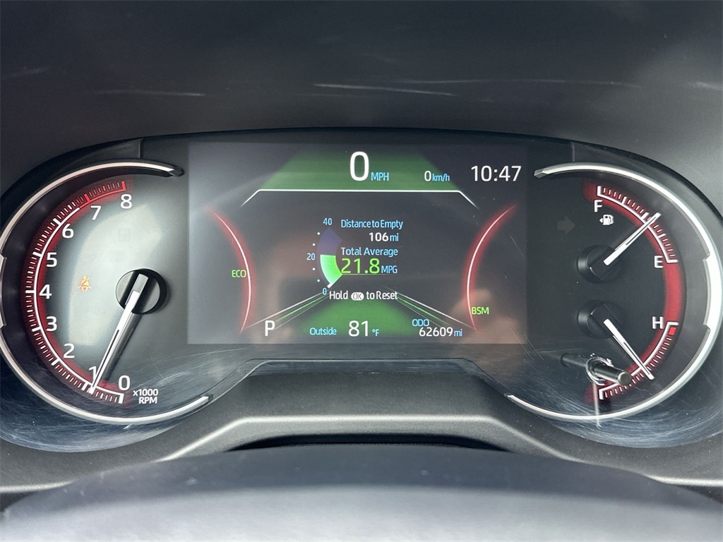2023 Toyota RAV4 XLE photo 10