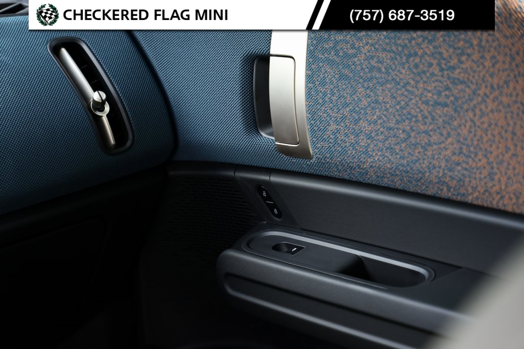 2025 Mini Cooper S ALL4 photo 24