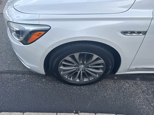 2018 Buick LaCrosse Essence photo 2