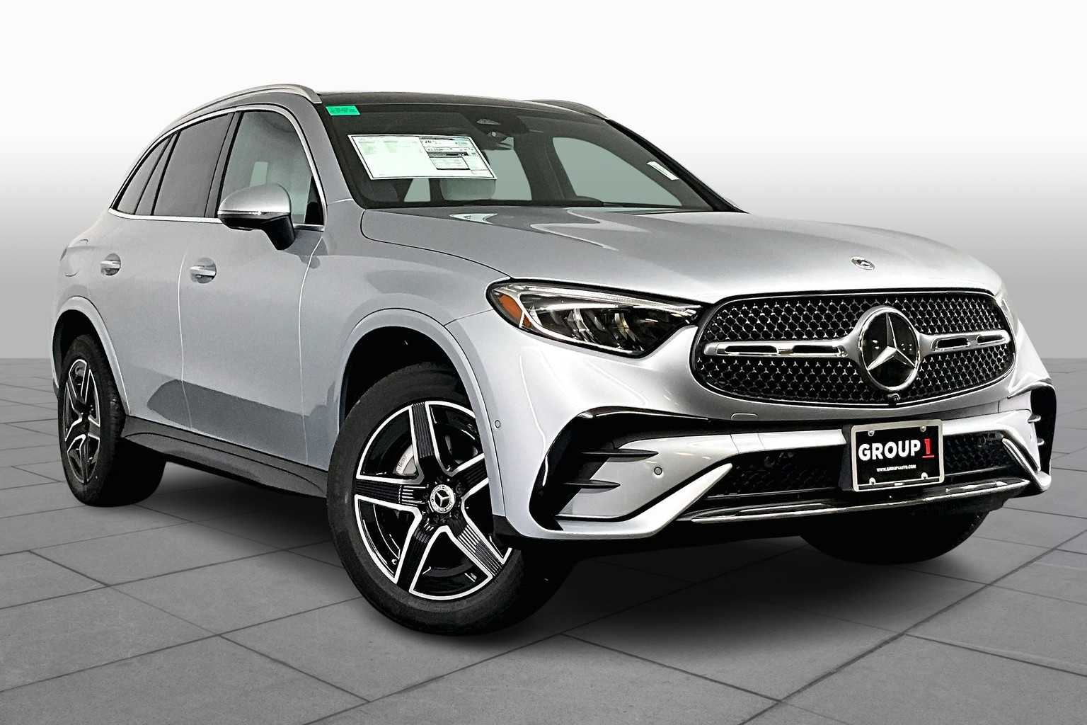 2026 Mercedes Benz GLC 300 4MATIC photo 2