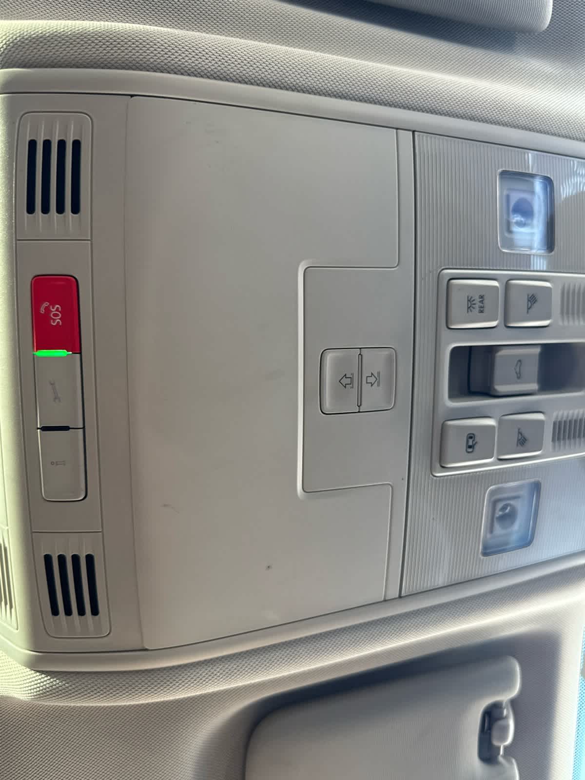 2022 Volkswagen Taos SE photo 30