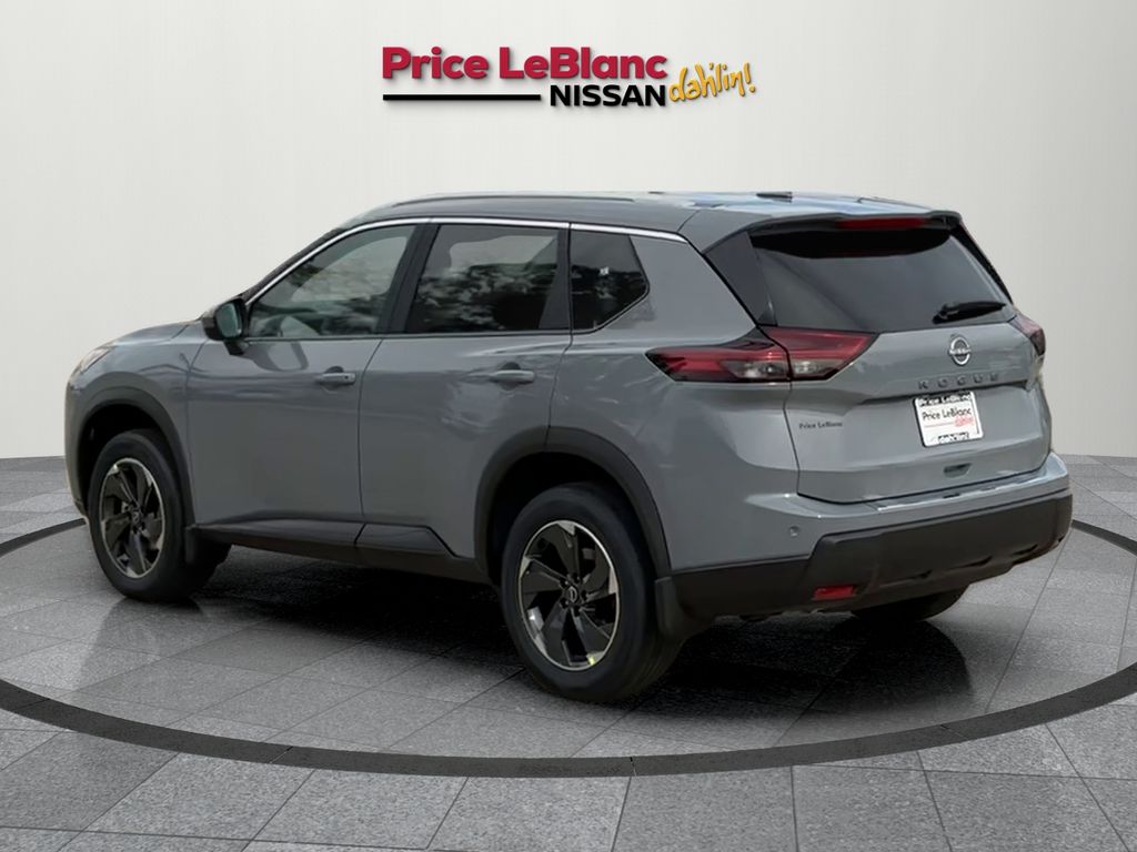 2026 Nissan Rogue SV photo 4