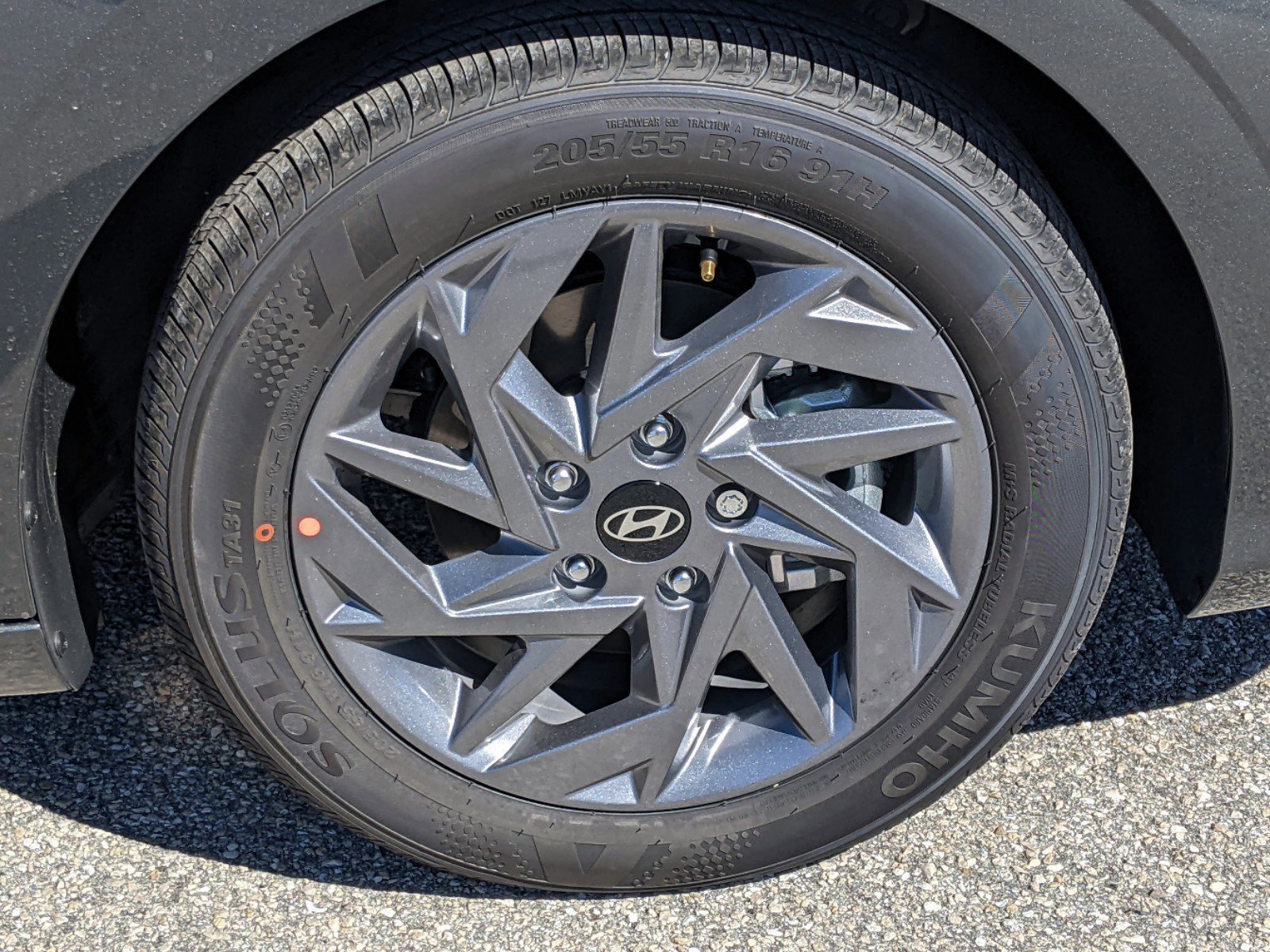 2025 Hyundai Elantra SEL Sport photo 10