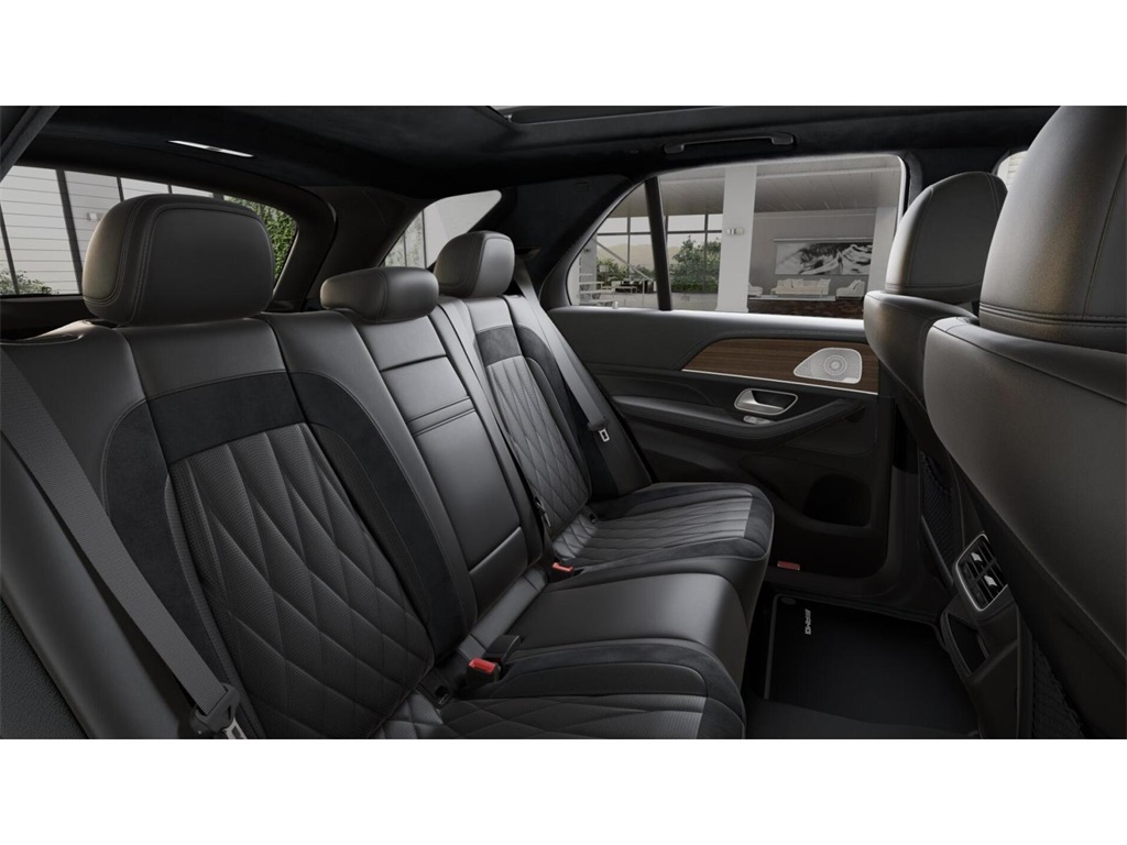 2025 Mercedes Benz GLE 53 AMG 4MATIC photo 4