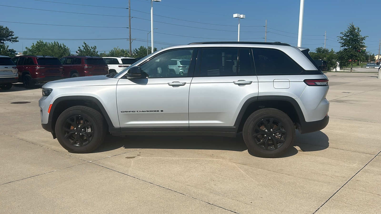 2024 Jeep Grand Cherokee Altitude X photo 6