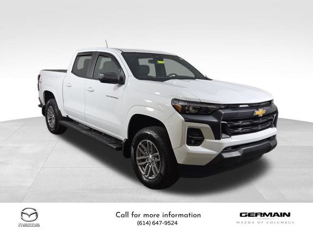 2024 Chevrolet Colorado LT photo 3