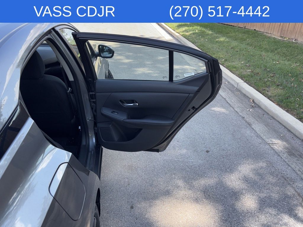 2023 Nissan Sentra SV photo 27