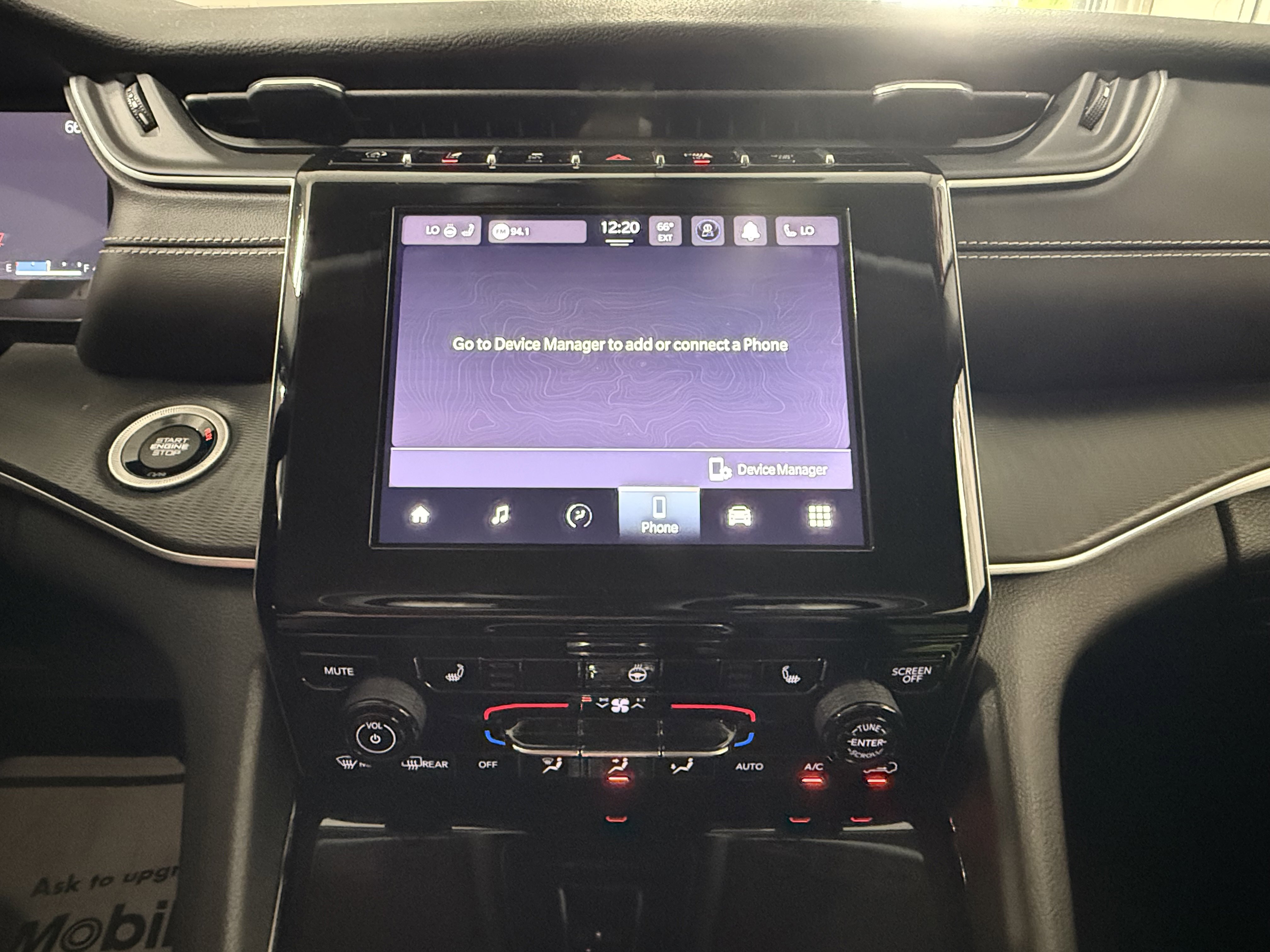 2023 Jeep Grand Cherokee Laredo Altitude photo 18