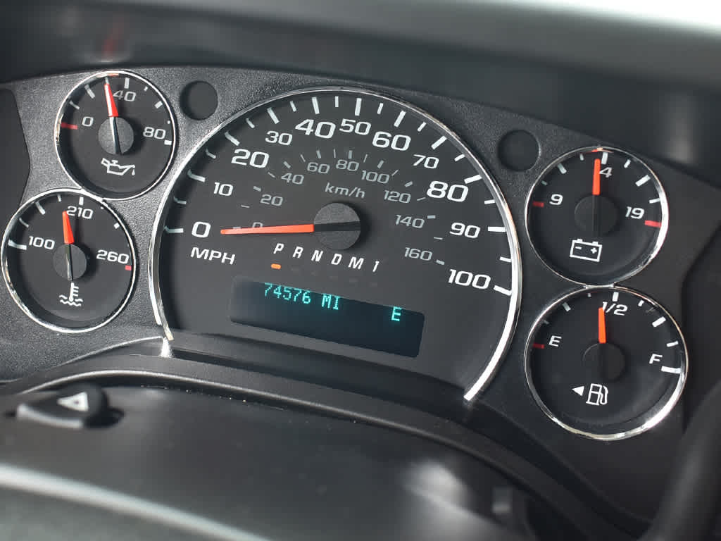 2014 Chevrolet Express 2500 LT photo 10
