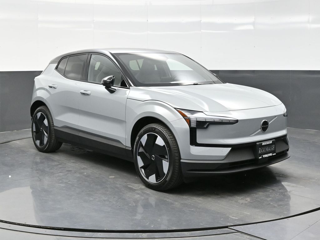 2026 Volvo EX30 Plus's photo