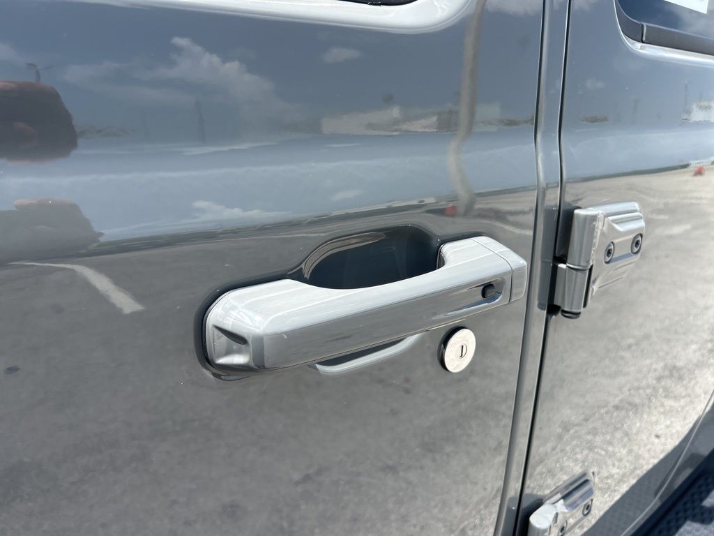 2022 Jeep Gladiator High Altitude photo 21