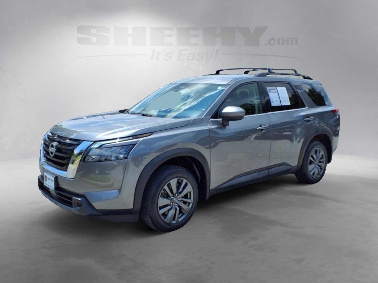 2023 Nissan Pathfinder SV photo 9