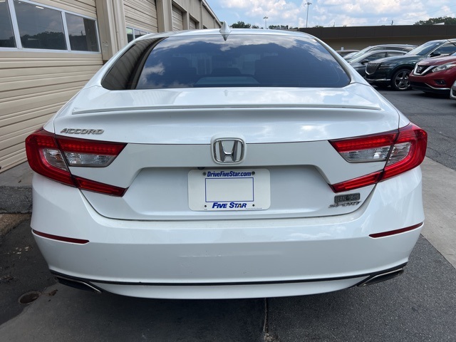 2018 Honda Accord Sport photo 3
