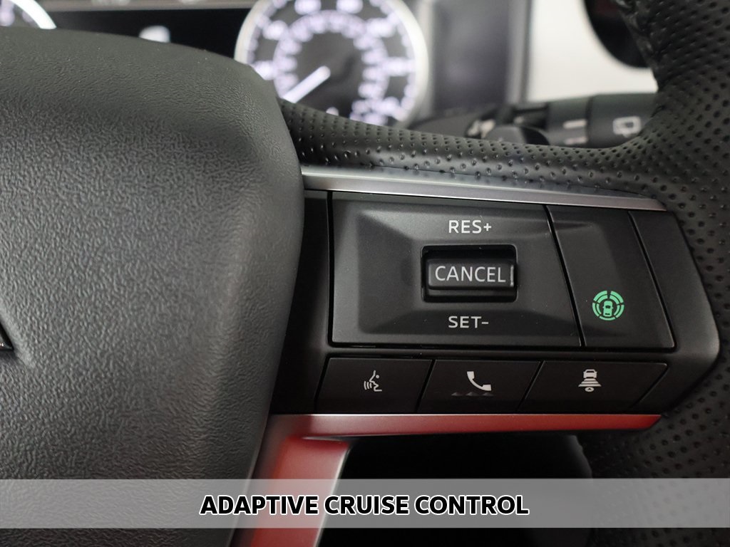 2025 Mitsubishi Outlander SE photo 4