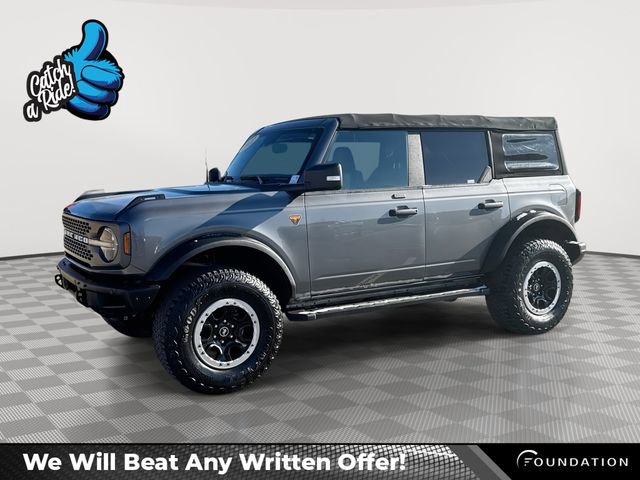 2022 Ford Bronco 4-Door Base's photo