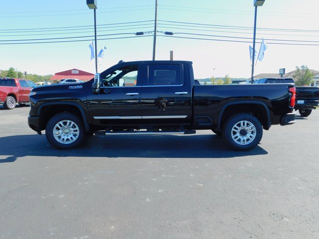 2025 Chevrolet Silverado 2500HD High Country photo 5