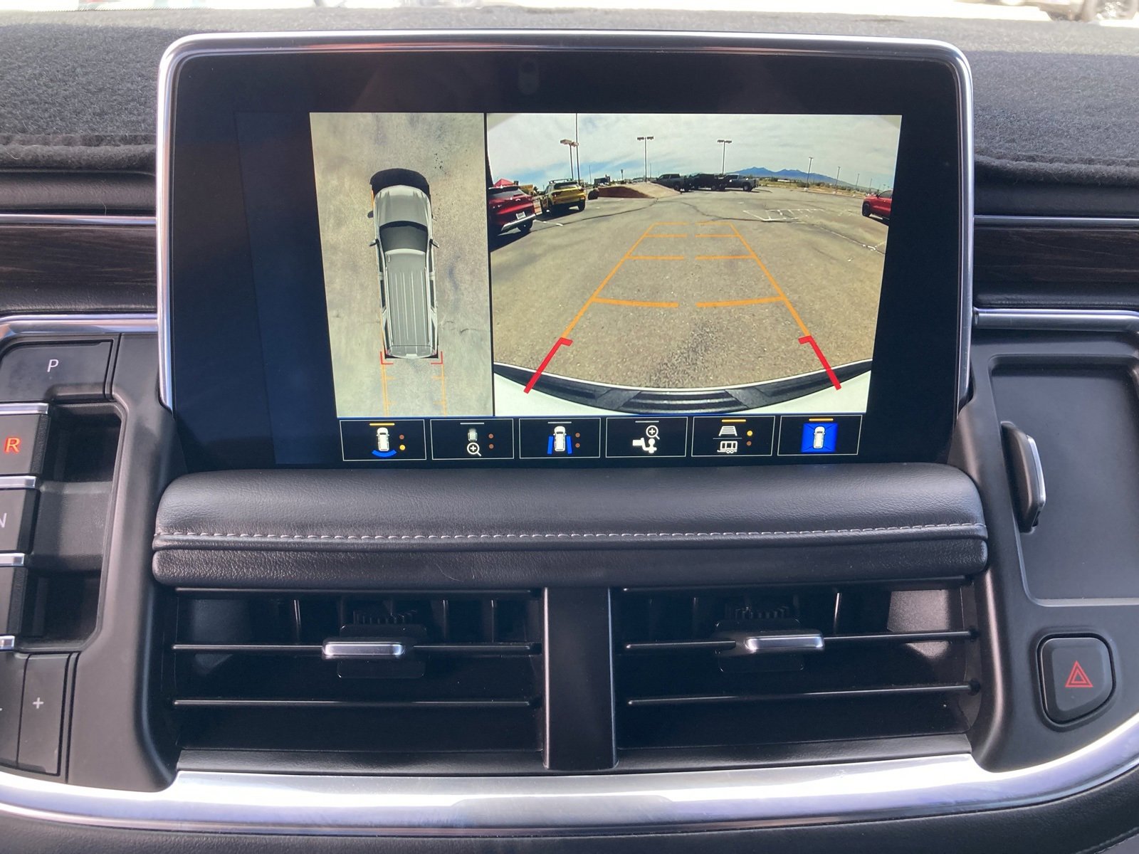 2024 Chevrolet Suburban Z71 photo 29