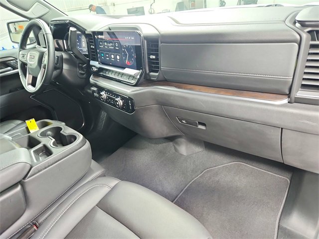 2025 Gmc Sierra 1500 SLT photo 38