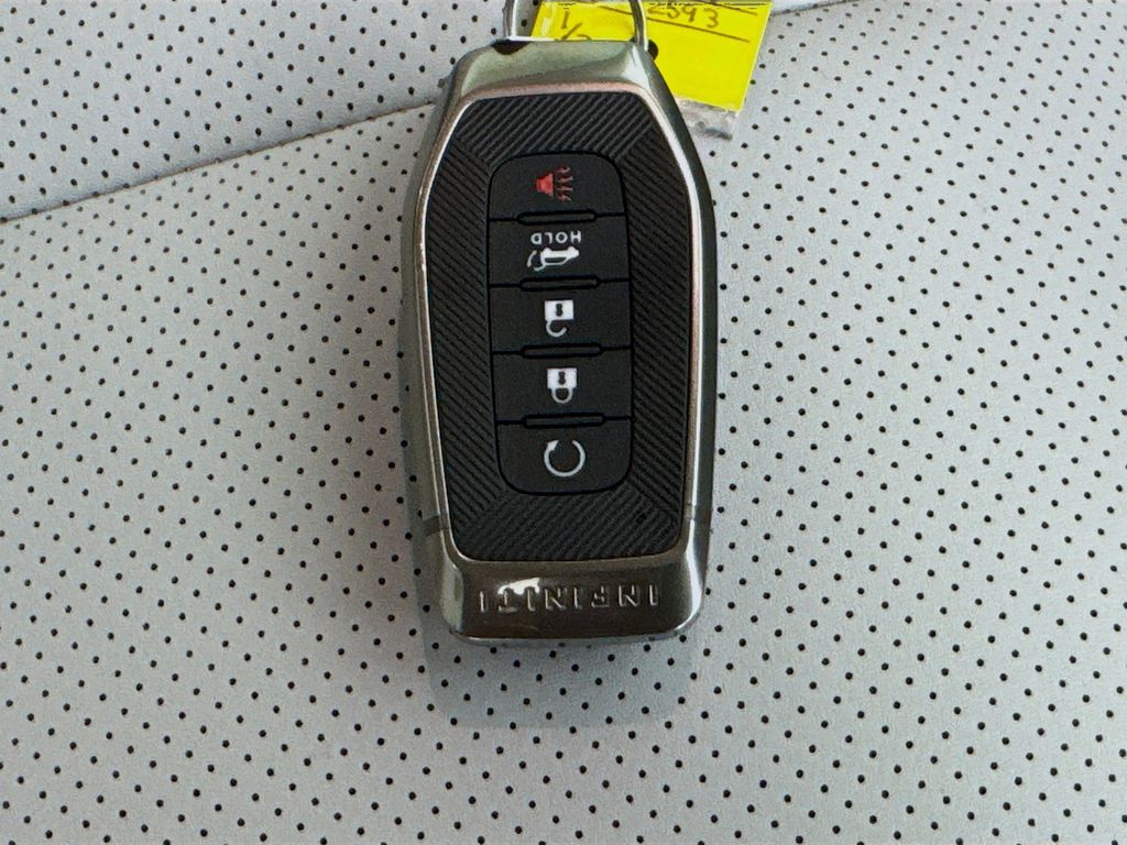 2026 Infiniti QX60 Luxe photo 35