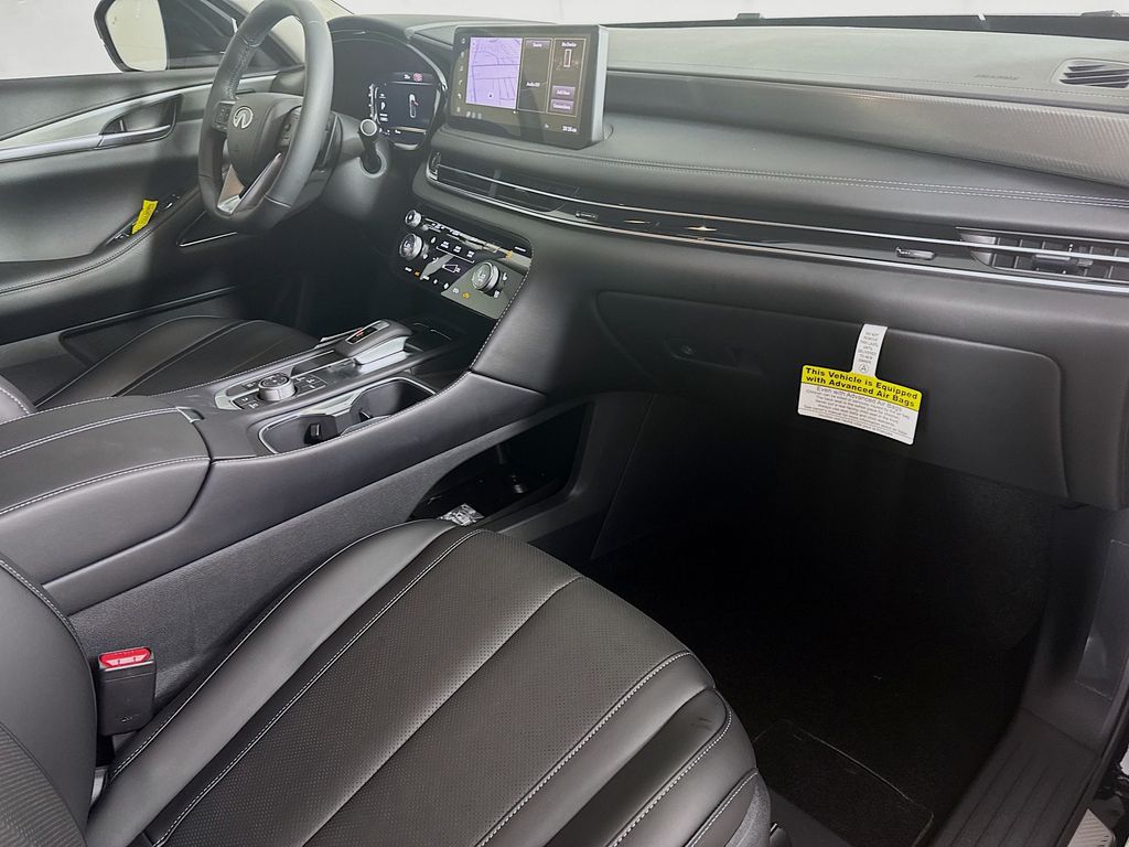 2026 Infiniti QX60 Luxe photo 33