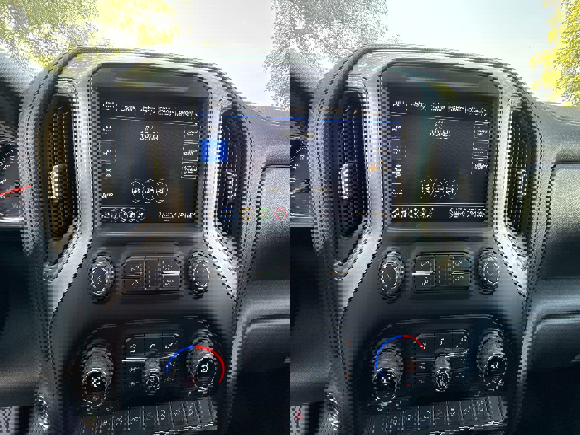 2021 Chevrolet Silverado 1500 LT Trail Boss photo 12
