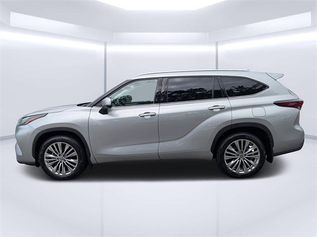 2024 Toyota Highlander Platinum photo 6