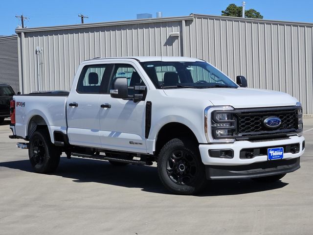 2025 Ford F-250 XL photo 2